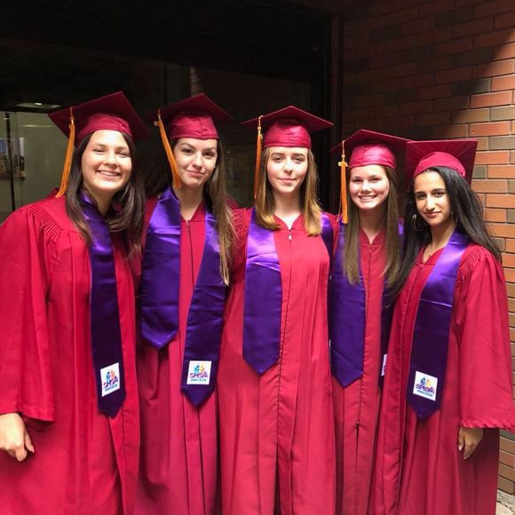 Meet your Posher, Macey - Picture 1 of 1